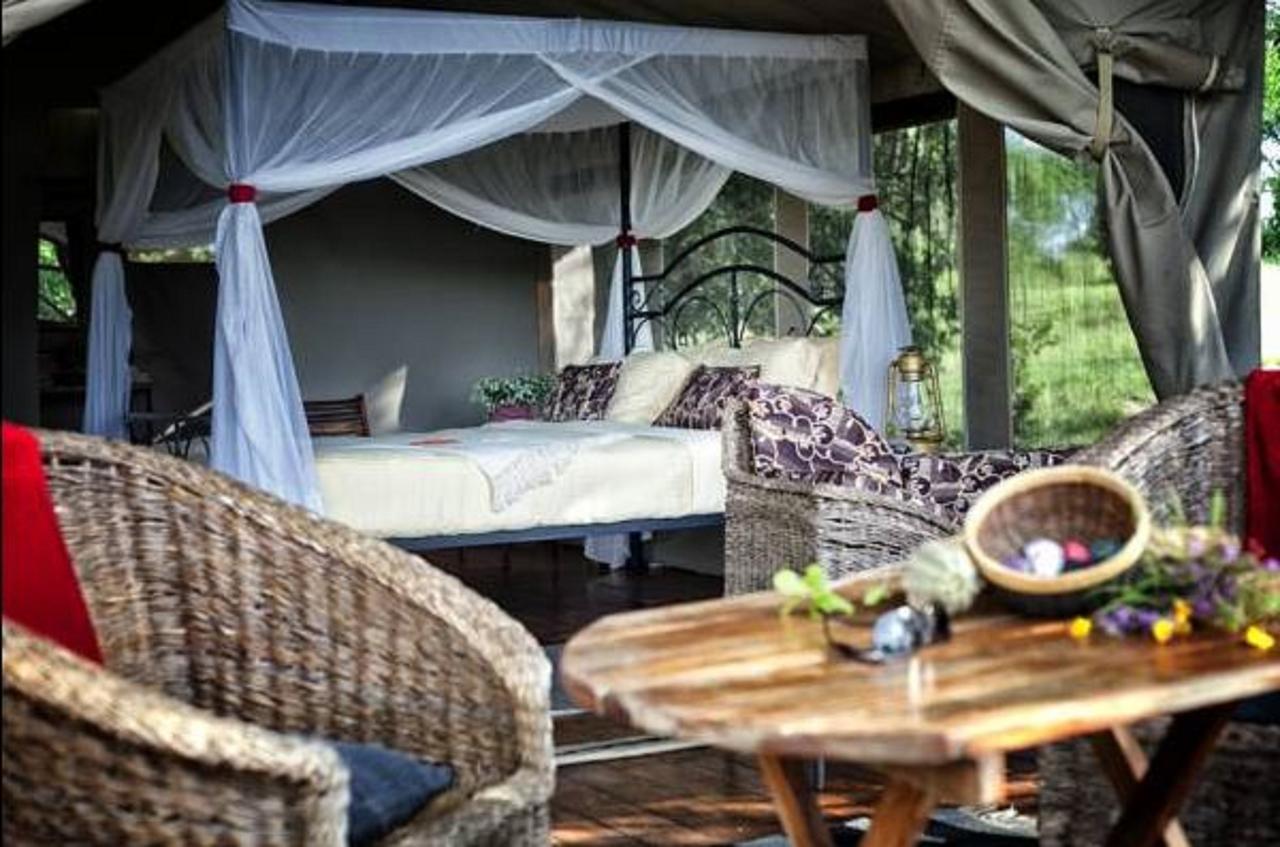 Mbali Mbali Tarangire River Camp Kwa Kuchinia Eksteriør billede